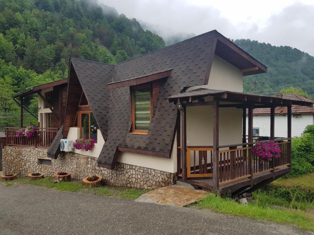 Casa Dexi Hotel Malaia Bagian luar foto